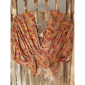 Cupcakes and Cashmere Cute Flowy Crop